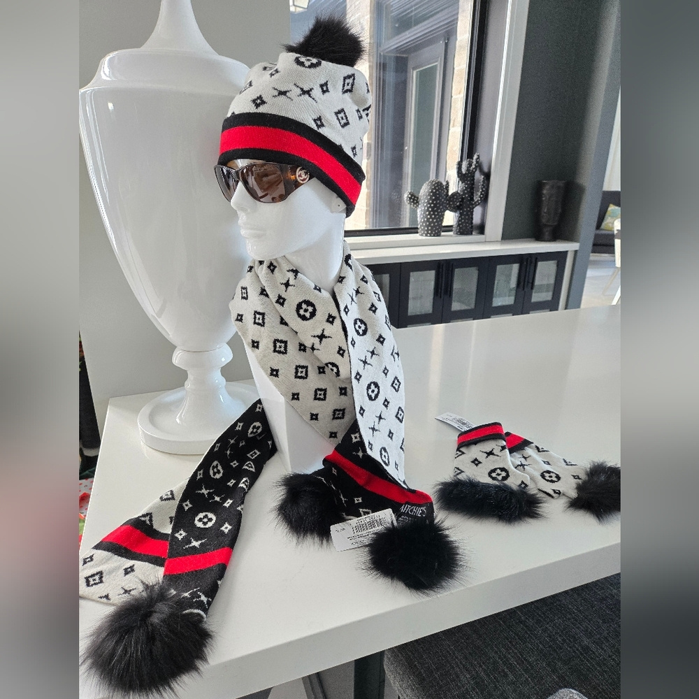 Mitchies 3 piece scarf NWTAGS